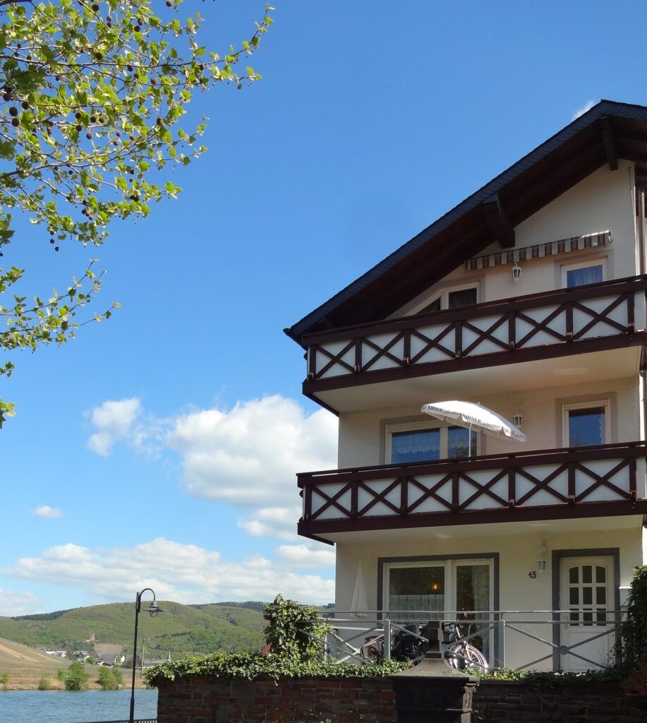 daslenz Ferienwohnung Außenansicht